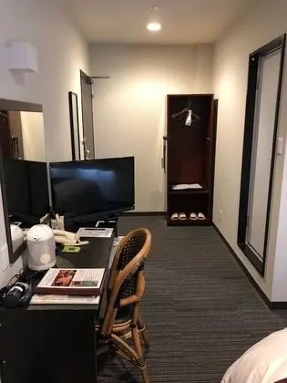 Tek Kişilik Oda, Sigara İçilmez