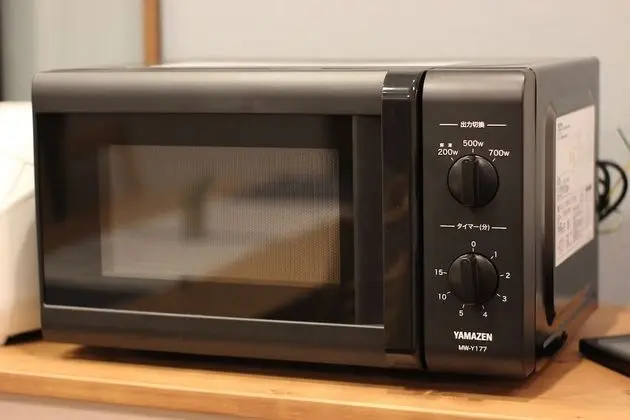 Ev (AO-3)