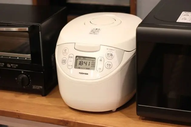 Ev (AO-3)