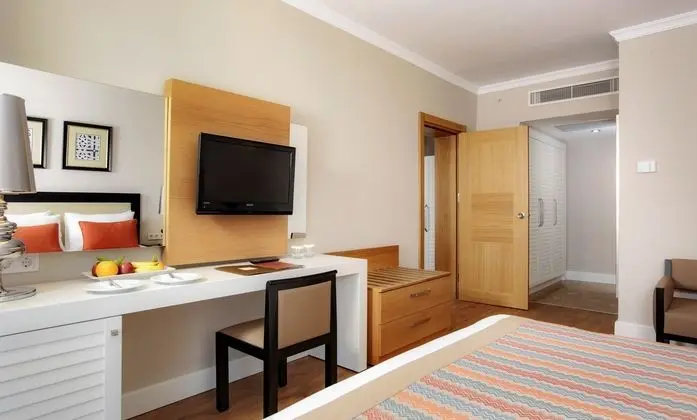 https://imagessl.etstur.com/files/images/hotelImages/TR/50440/l/Akka-Alinda-Hotel-Oda-136199.jpg