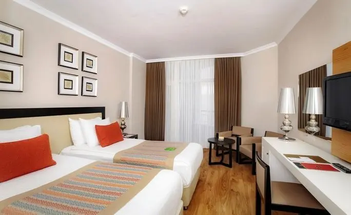 https://imagessl.etstur.com/files/images/hotelImages/TR/50440/l/Akka-Alinda-Hotel-Oda-252685.jpg