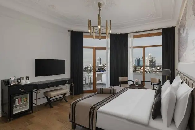Deluxe French Oda Taksim Meydanı