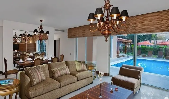 https://imagessl.etstur.com/files/images/hotelImages/TR/67970/l/Akka-Residence-Villas-Oda-41843.JPG