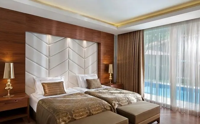 Ruby Villa Birinci Kat Yatak Odası