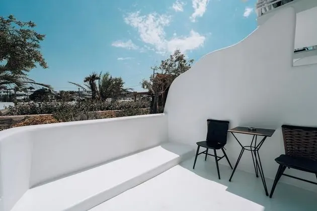 Deluxe Oda, Havuz Manzaralı