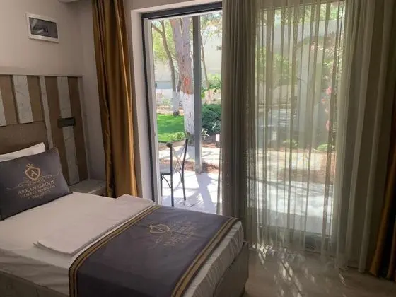 Standart Oda, Bahçe Manzaralı
