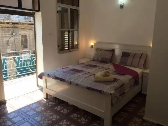 Tek Büyük veya İki Ayrı Yataklı Oda