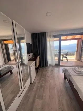 1+1 Aile Odası, Deniz Manzaralı, Balkonlu
