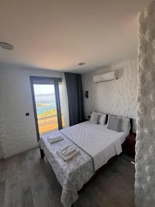 Standart Oda, Deniz Manzaralı, Balkonlu