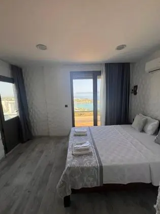 Standart Oda, Deniz Manzaralı, Balkonlu