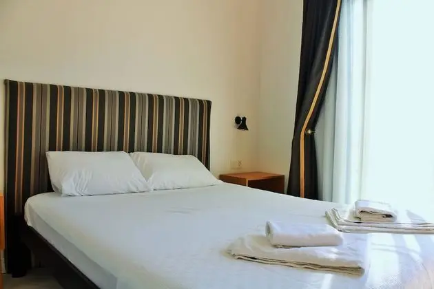 Junior Room, Non Smoking, Partial Sea View
