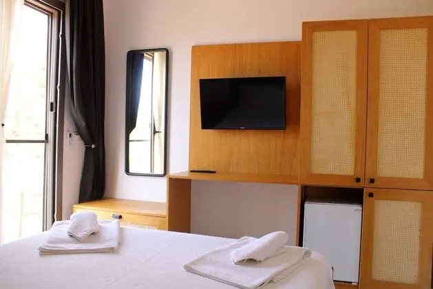 Junior Room, Non Smoking, Partial Sea View