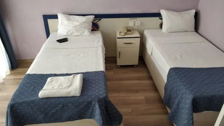 Tek Büyük Yataklı Oda