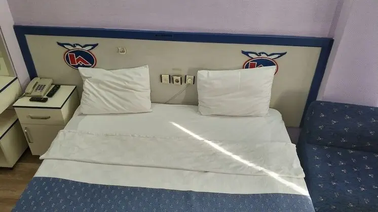 Tek Büyük Yataklı Oda