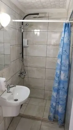 Üç Kişilik Oda