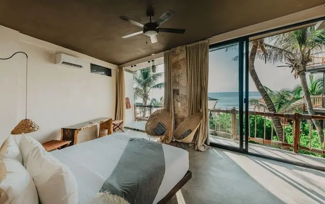 Partial Ocean View Suite