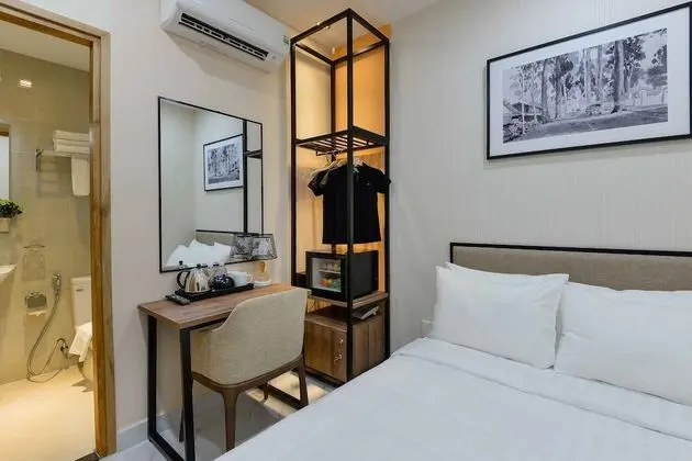 Budget Single Room, no window