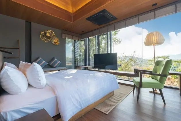 Honeymoon Duplex Suite with Private Pool Villa