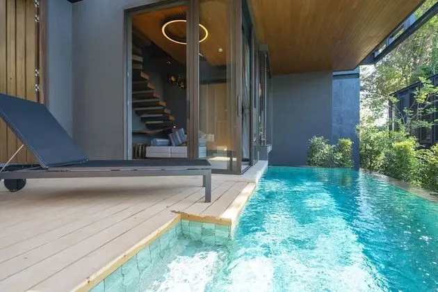 Honeymoon Duplex Suite with Private Pool Villa