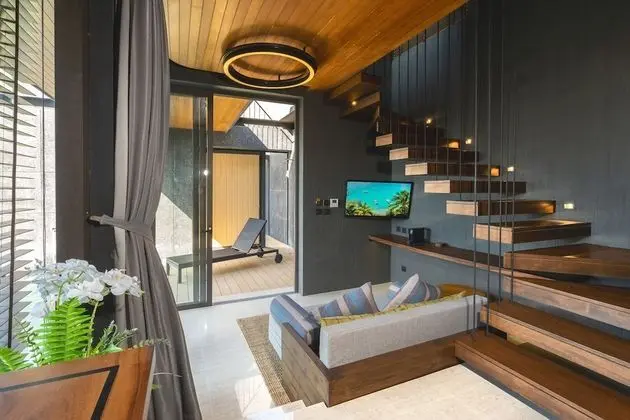 Honeymoon Duplex Suite with Private Pool Villa