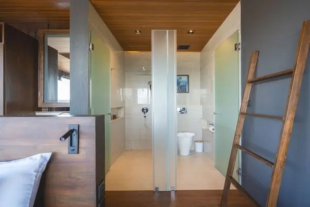 Honeymoon Duplex Suite with Private Pool Villa