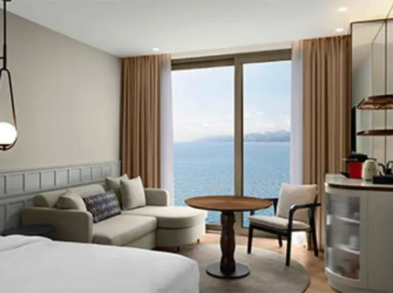 Deluxe Sea View