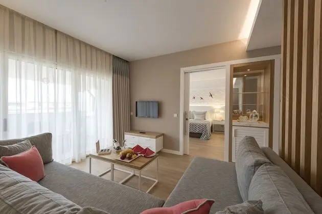 Çatı Katı Süiti (Penthouse)