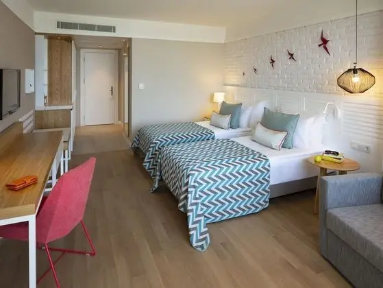 Honeymoon Room
