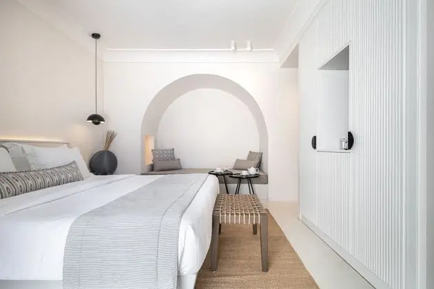 Superior Suite with Caldera View