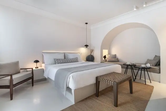 Superior Suite with Caldera View