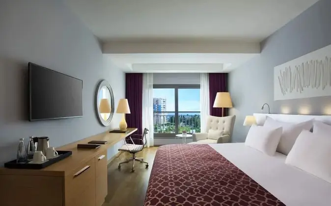 V Casual City View Standard Single Room