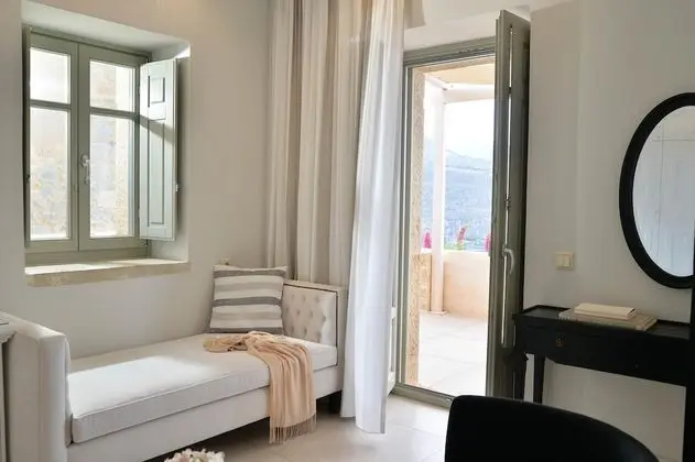 Junior Süit, Sıcak Su Havuzu, Deniz Manzaralı