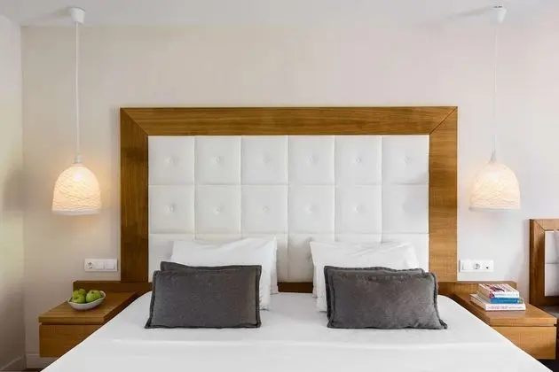 Premium Garden View Room