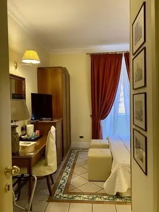 Tek Büyük veya İki Ayrı Yataklı Oda