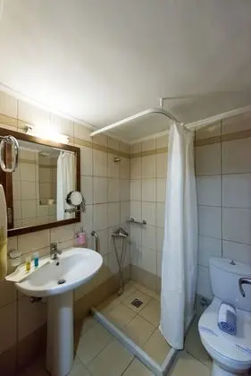 Basic Tek Büyük veya İki Ayrı Yataklı Oda, Dağ Manzaralı