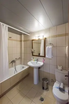 Basic Tek Büyük veya İki Ayrı Yataklı Oda, Deniz Manzaralı
