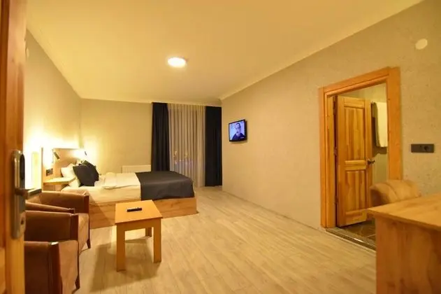 Bungalow 1+1 Oda, Havuz Manzaralı, Klimalı