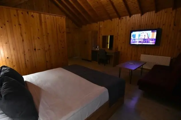 Bungalow, Havuz veya Bahçe Manzaralı, Balkonlu