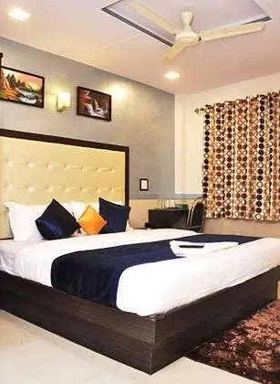 Deluxe Tek Büyük Yataklı Oda, 1 Yatak Odası, Şehir Manzaralı