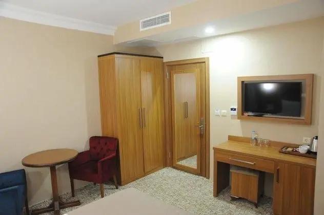 Aile Odası, Şehir Manzaralı