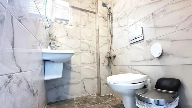 Geniş Standart Oda, Bahçe Manzaralı, Fransız Balkonlu