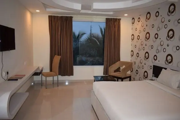 Deluxe Tek Büyük Yataklı Oda