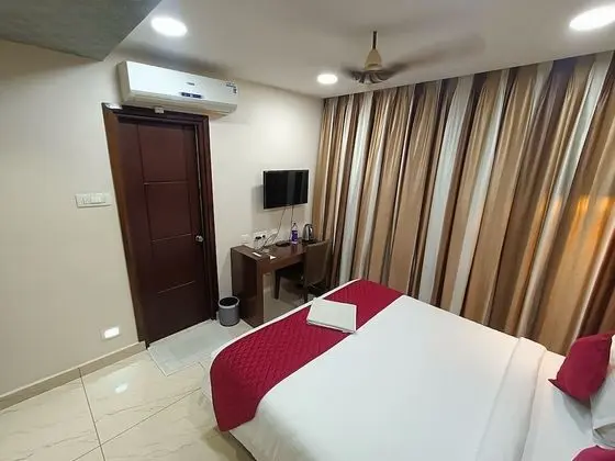 Deluxe Tek Büyük Yataklı Oda