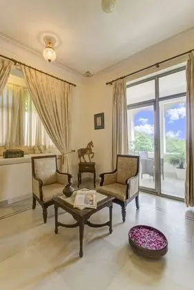 Royal Tek Büyük Yataklı Oda
