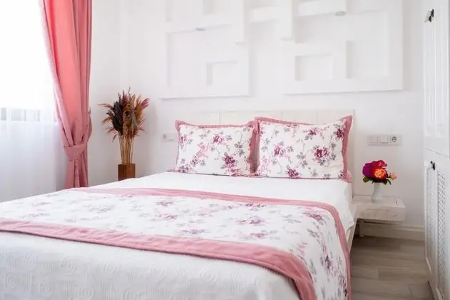 Standart Oda, Bahçe Manzaralı, Balkonsuz