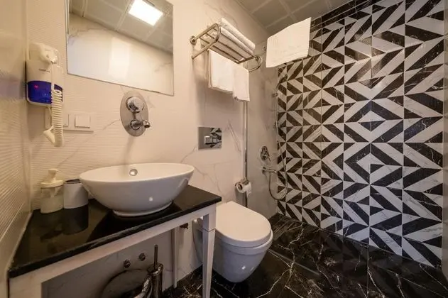 Standart Oda, Bahçe Manzaralı, Balkonsuz