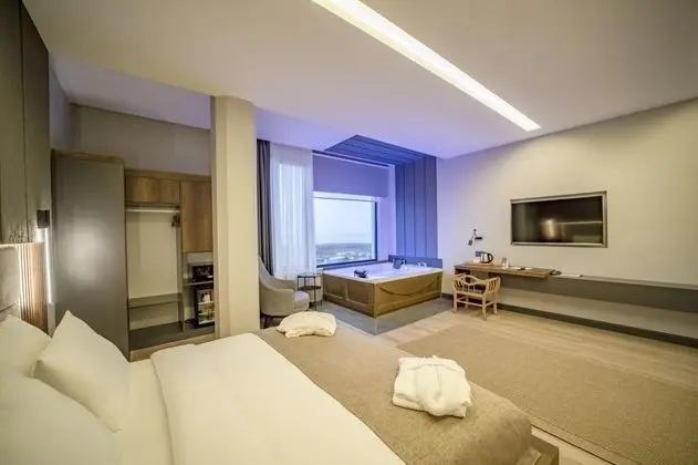 Jakuzili Deluxe Oda, Deniz Manzaralı, Jakuzili