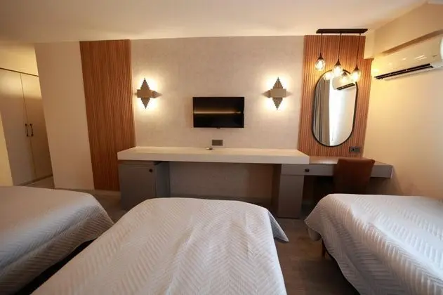 Triple, Dağ Manzaralı