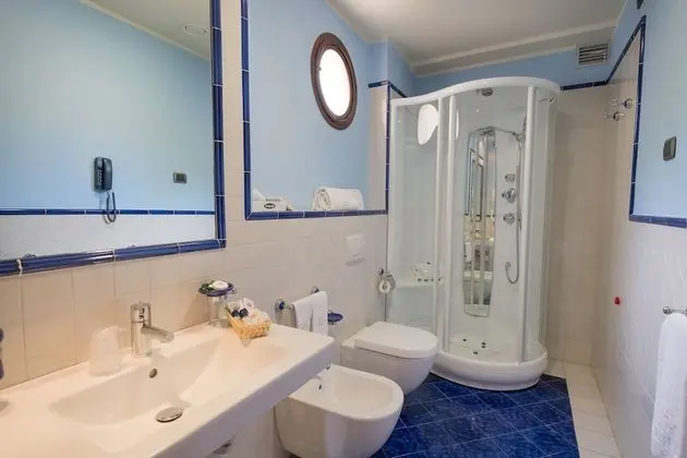 Comfort Tek Büyük Yataklı Oda, 1 Çift Kişilik veya 2 Tek Kişilik Yatak, Havuz Manzaralı
