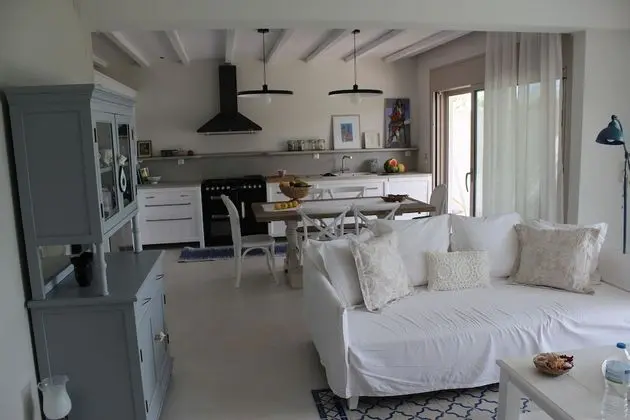 Elite Villa, 3 Yatak Odası, Deniz Manzaralı, Denize Sıfır